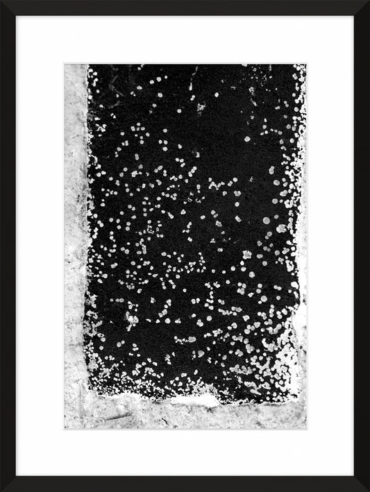 Patina and Decay, Black V